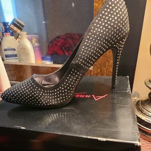 Anne Michelle 4 inch heels